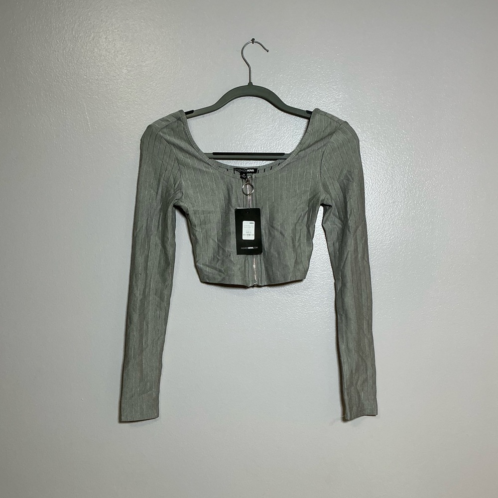 Gray Women's Cropped Top FASHION NOVA